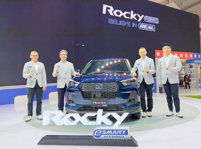 Harga Daihatsu Rocky e-Smart Hybrid di GIIAS 2025 Tak Sampai Rp300 Juta!
