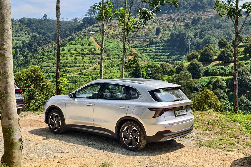 MG S5 side profile view Malaysia