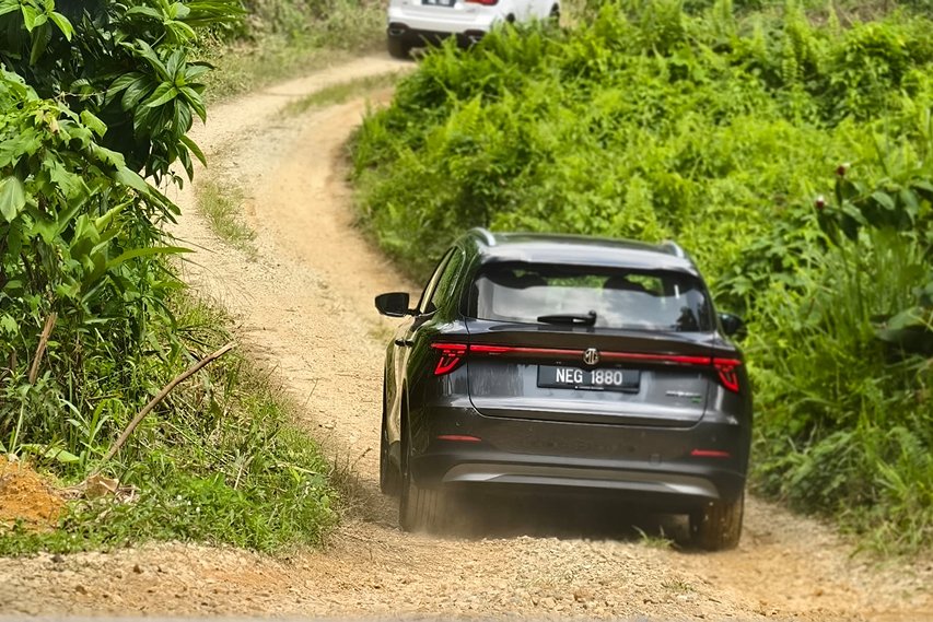 MG S5 rear view Malaysia