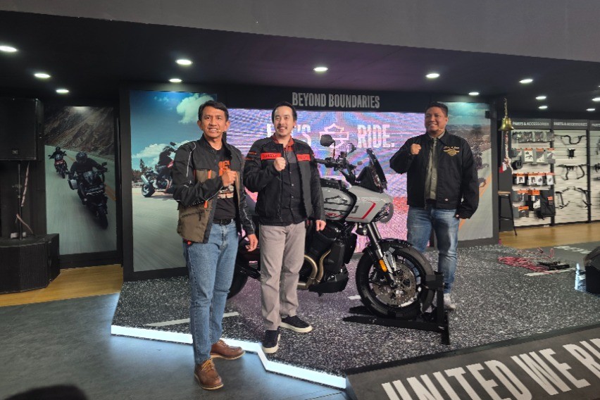 Harley-Davidson Pan America 1250 ST Debut di GIIAS 2025