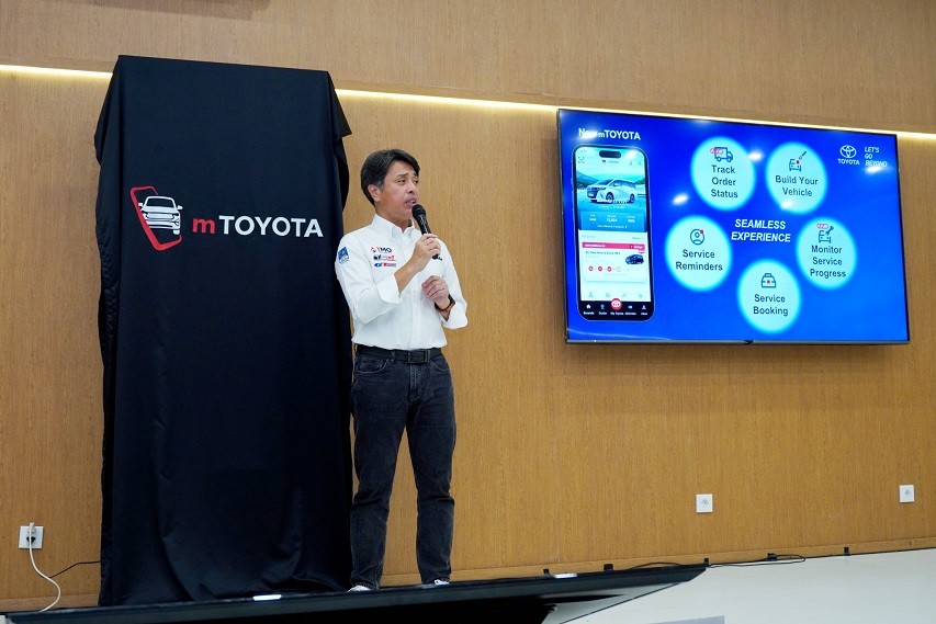 Update aplikasi mToyota