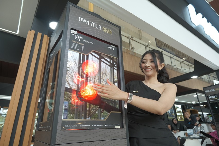 promo kaca film V-Kool di GIIAS 2025