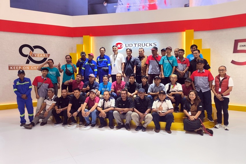 GIIAS 2025: UD Trucks Gaungkan Edukasi Keselamatan Berkendara untuk Pengemudi Truk Indonesia
