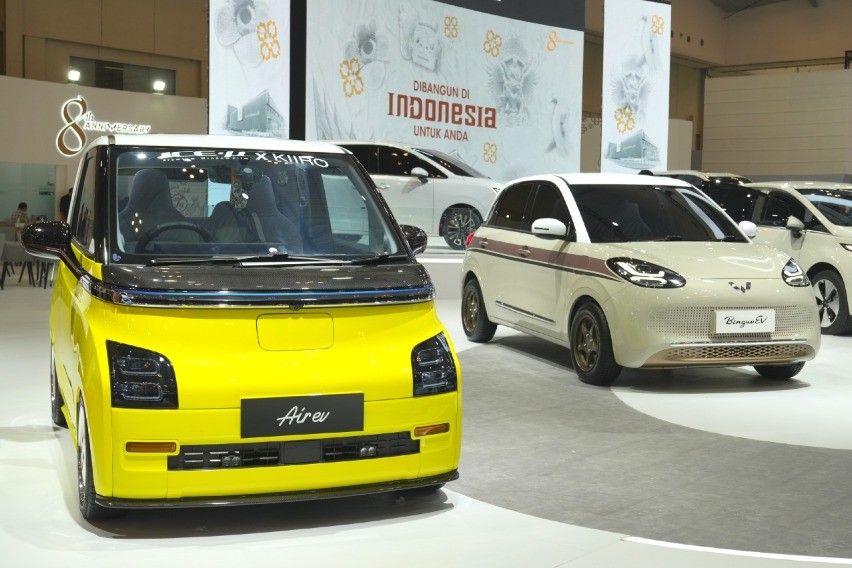 Wuling Pamerkan Mobil Listrik Personalisasi Konsumen di GIIAS 2025