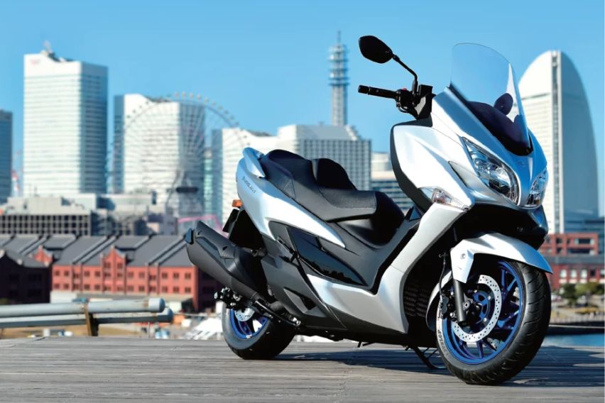 Suzuki Burgman 400 vs. the competition