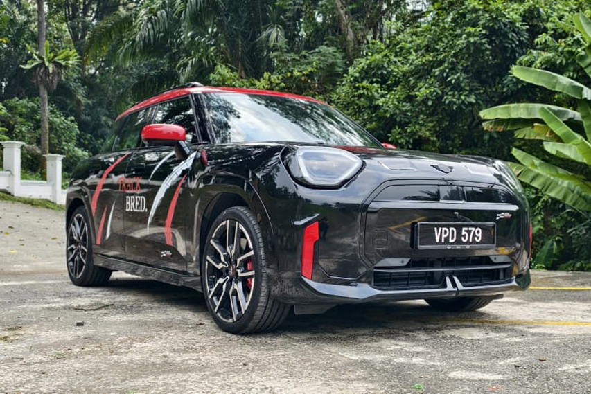 MINI JCW Aceman front view