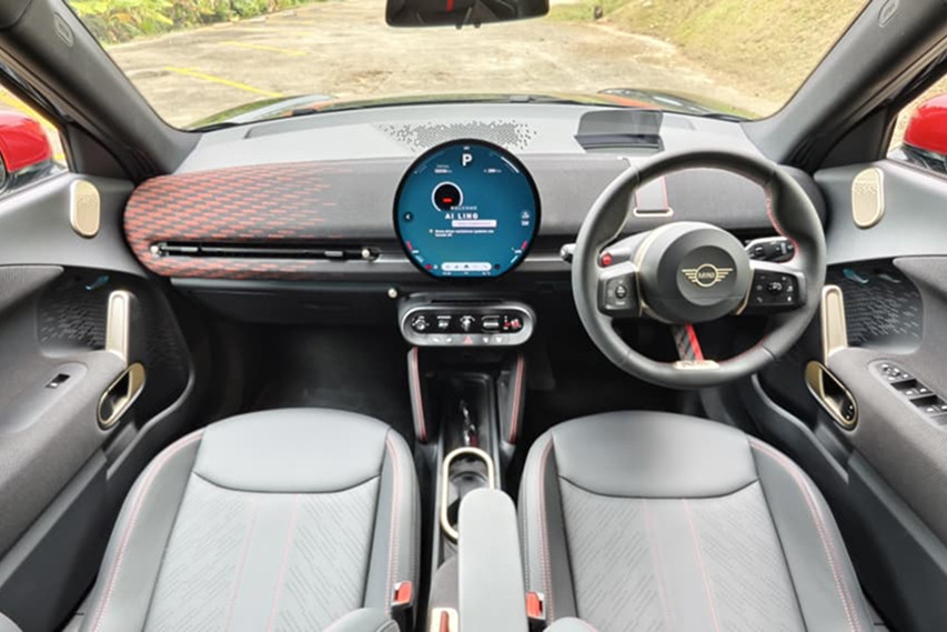 MINI JCW Aceman dashboard view