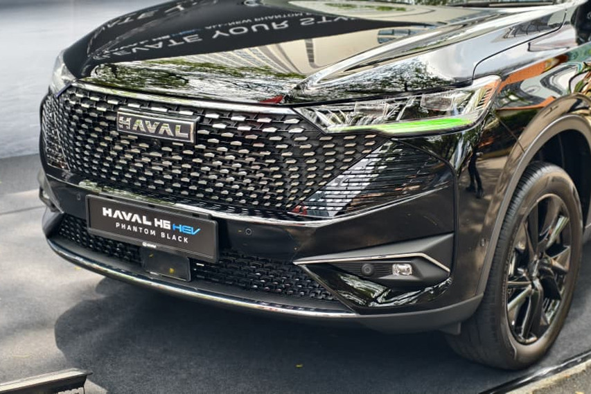 GWM Haval H6 HEV front grille