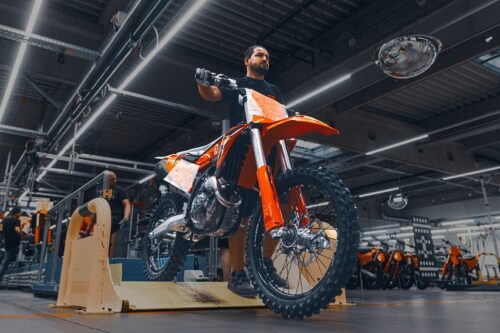 KTM resumes full operations in Austrian plant  KTM resumes full operations in Austrian plant