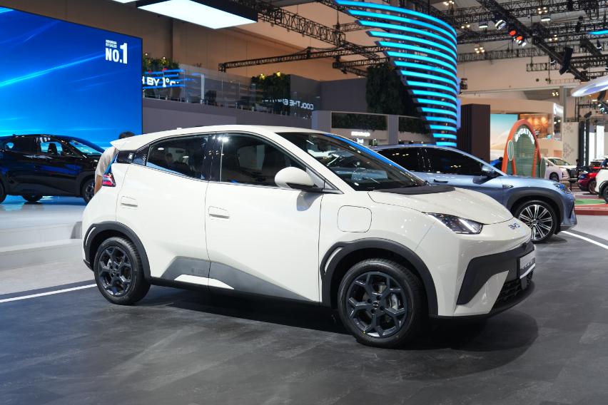 BYD Atto 1 Vs Mobil Bensin: Mana yang Lebih Hemat di Kantong?