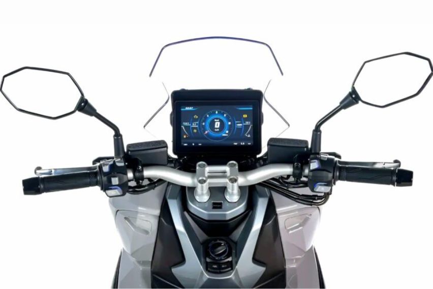 Keeway XDV 180 EVO console