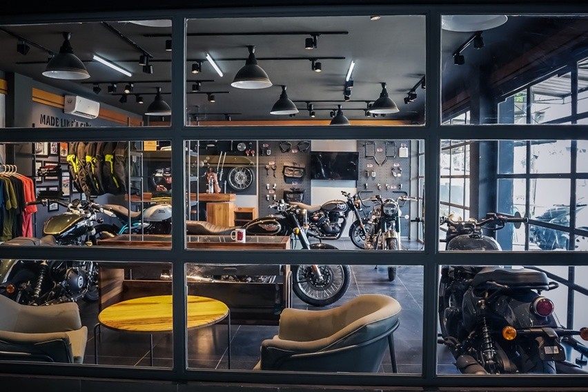 Royal Enfield Buka Store Eksklusif Baru di Bekasi, Bogor dan BSD