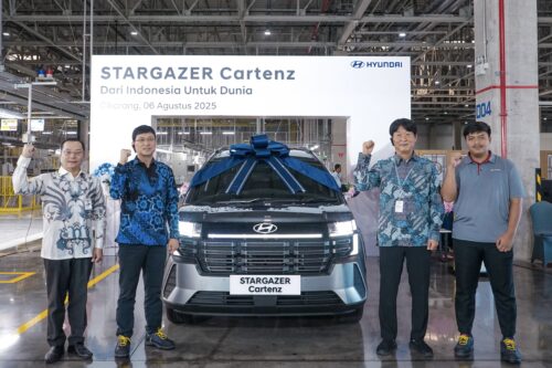 Pabrik Hyundai Cikarang Mulai Produksi Stargazer Cartenz Series