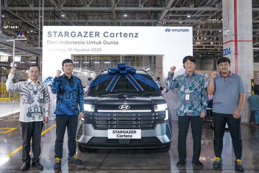 Pabrik Hyundai Cikarang Mulai Produksi Stargazer Cartenz Series