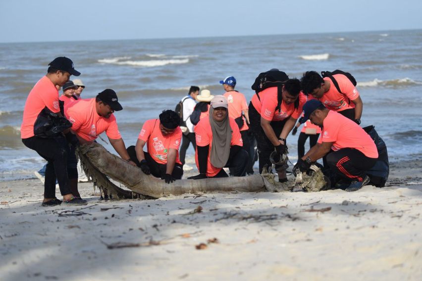 Proton teams up with RCM to clean Morib Beach 