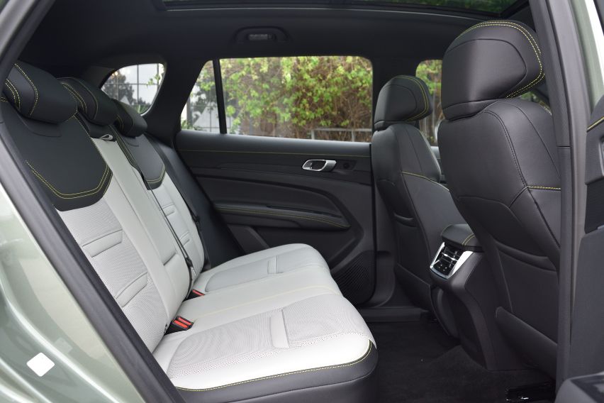 Ford territory hybrid