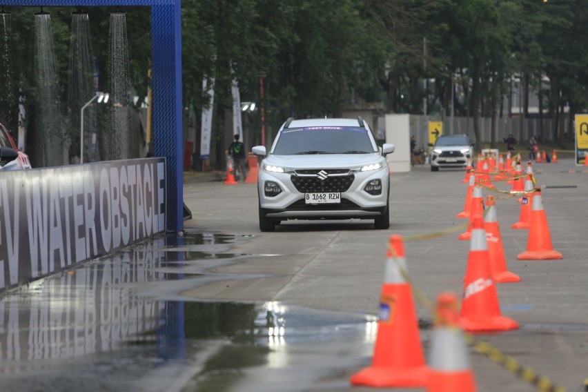 test drive suzuki fronx GL