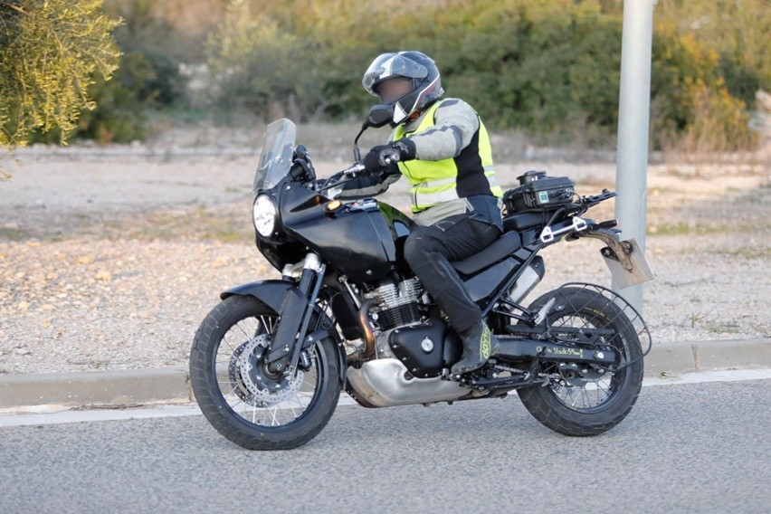 Royal Enfield Himalayan 750 Siap Diproduksi, Usung Mesin Lebih Besar dan Fitur Baru