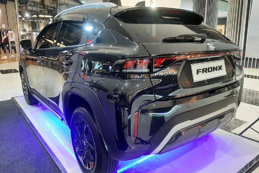 Suzuki Fronx dan XL7 Menyapa Pengunjung Oto Mall Exhibition Lippo Mall Puri