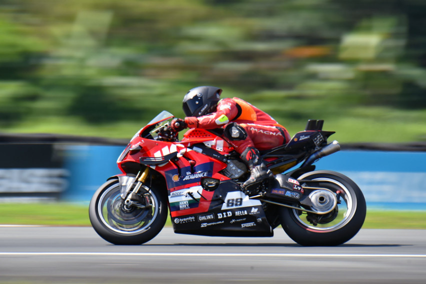 Ducati-backed Access Plus Racing strengthens PSBK title grip with another 1-2 finish at CIS