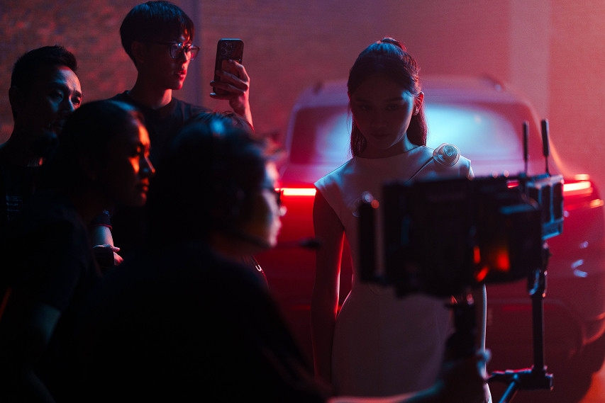 Porsche MAcan shoot with  Christinna Kuan