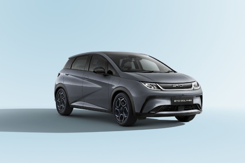 BYD Dolphin 2025 Dapat Warna dan Fitur Anyar