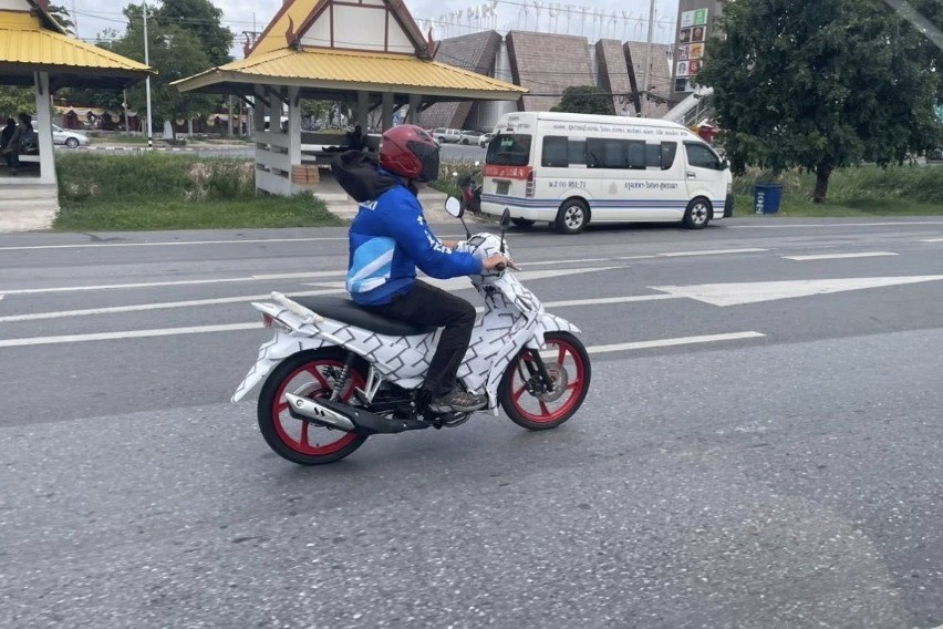 Suzuki Smash 2026 spy shot