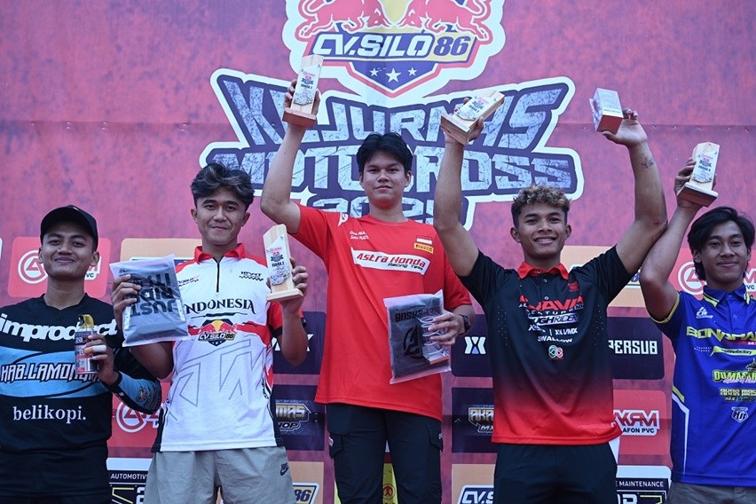Pembalap binaan Astra Honda di Kejurnas Motocross Indonesia 2025