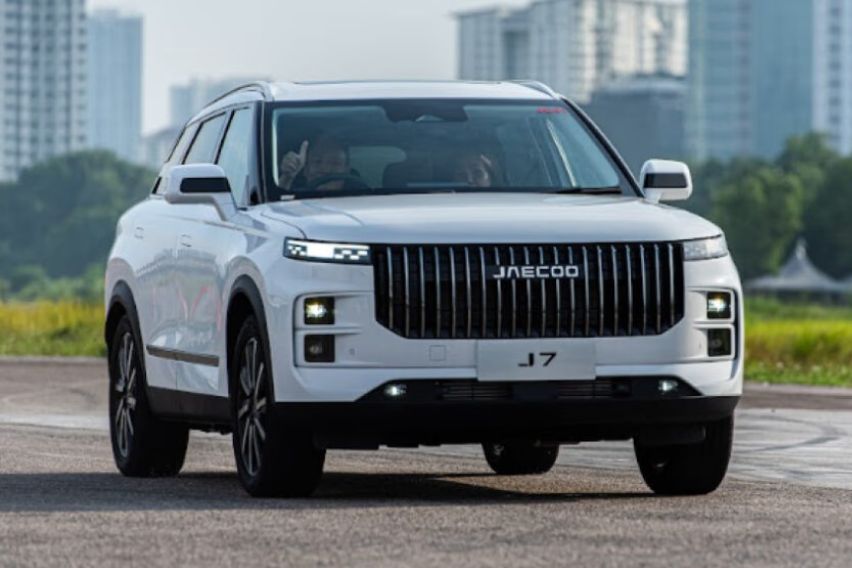 Jaecoo J7 front