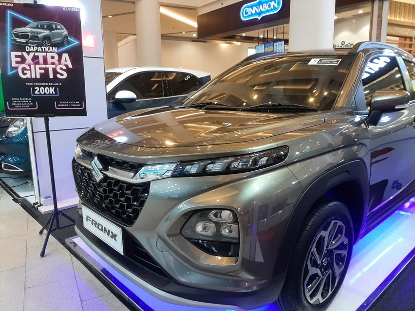 Suzuki Fronx di Gandaria City Mall