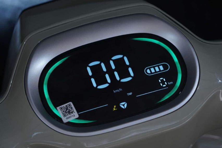 Yadea RS20 instrument cluster