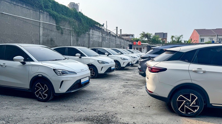 NETA & Luxury Trans Indonesia