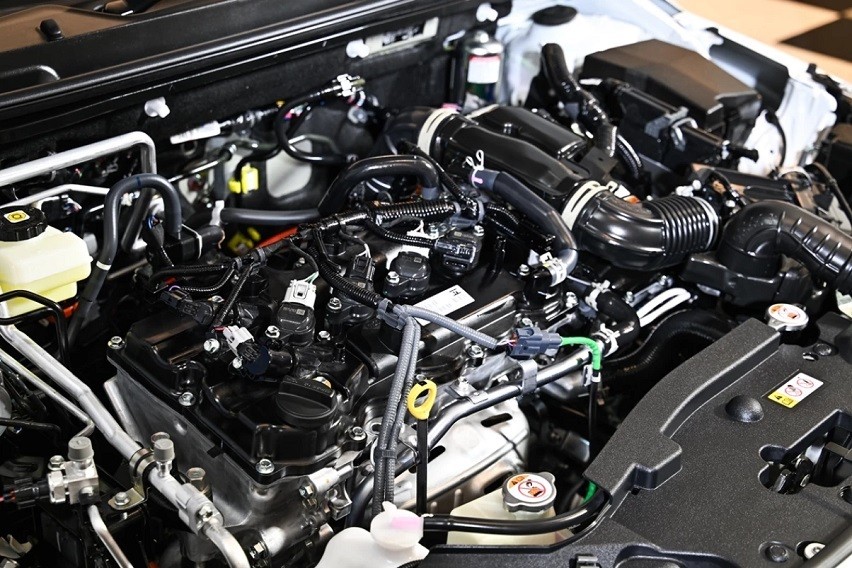 Toyota Yaris Ativ HEV