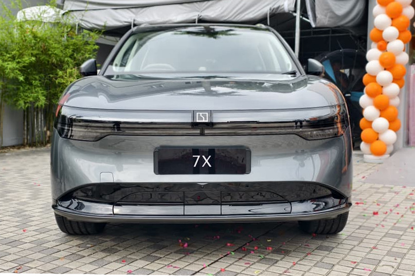 Zeekr 7X front view Malaysia