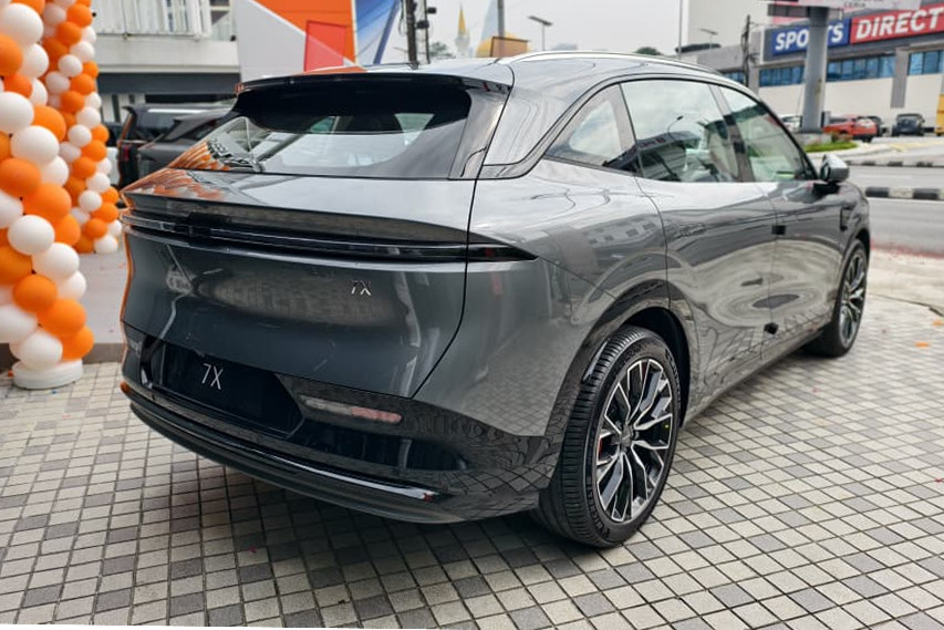 Zeekr 7X rear view Malaysia