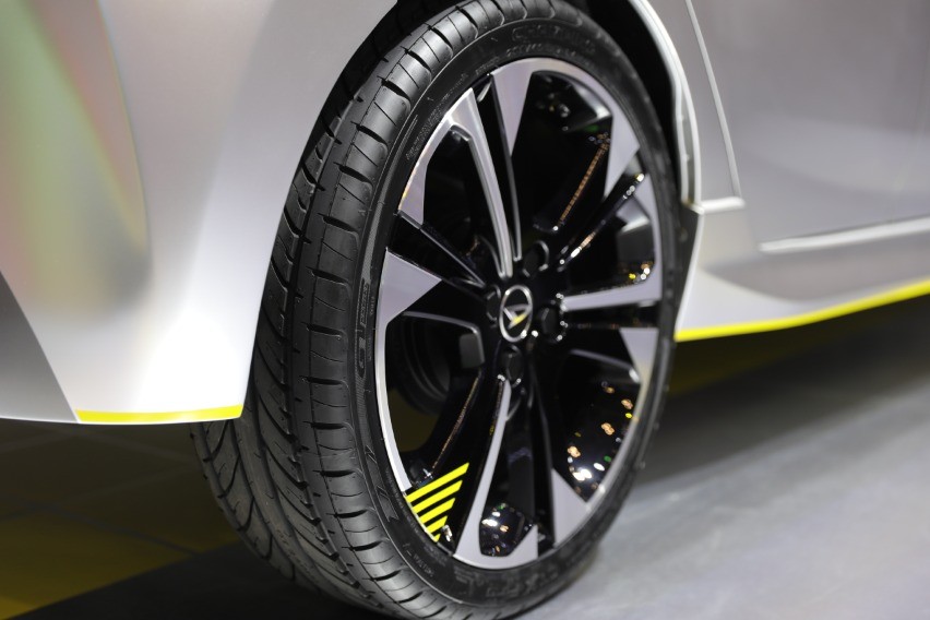 roda Daihatsu Ayla EV