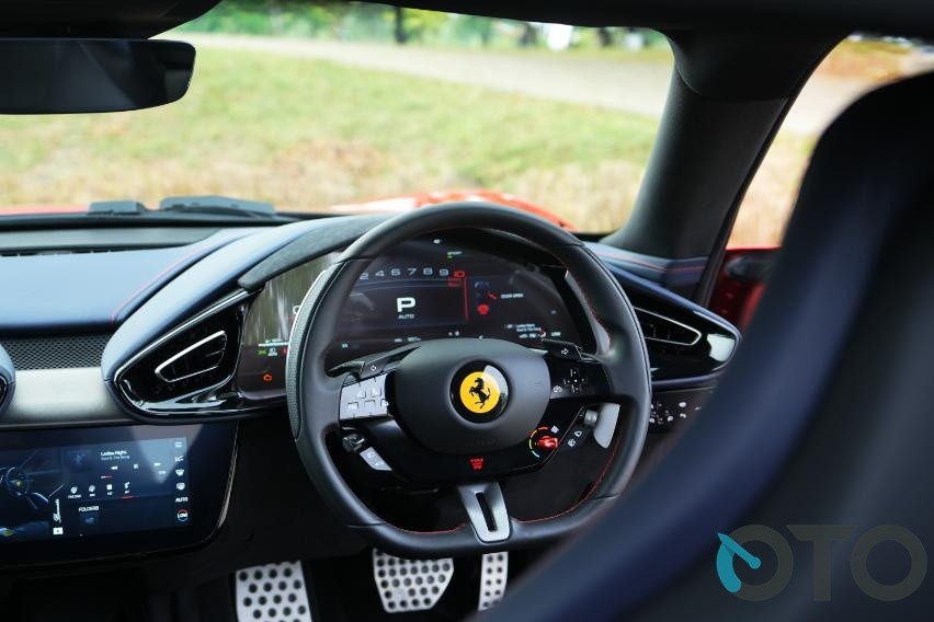 setir Ferrari 12Cilindri