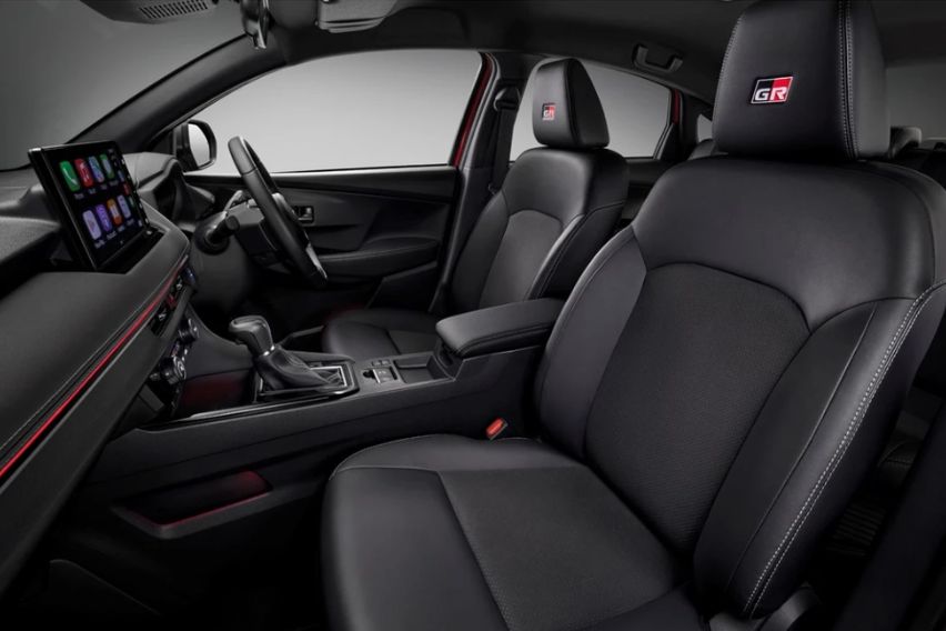 Toyota Vios Hybrid cabin