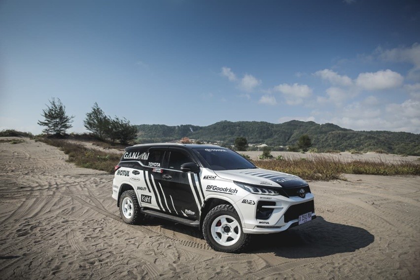 Fortuner Julian Johan