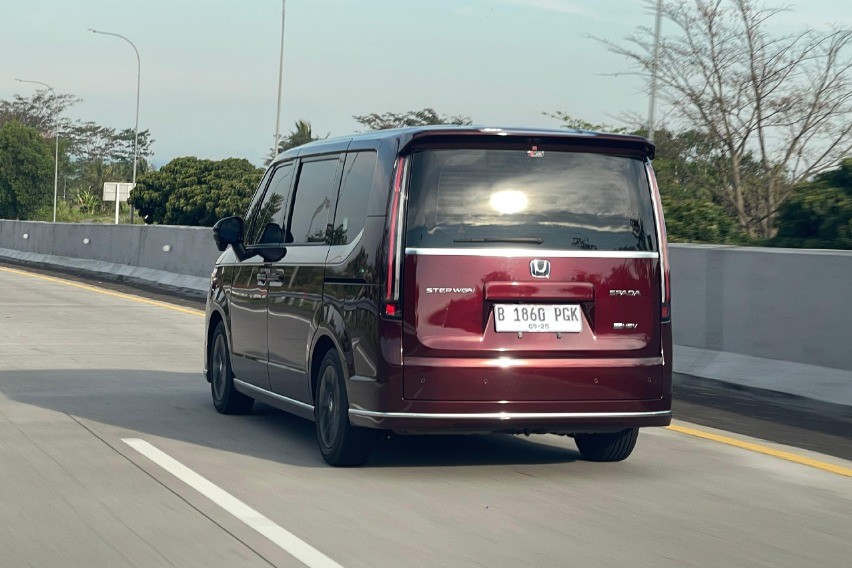 Honda Step WGN e:HEV