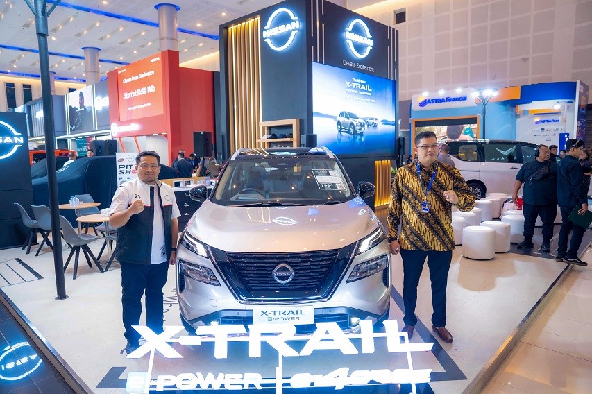 Nissan X-Trail e-Power e-4orce  di GIIAS Surabaya 2025