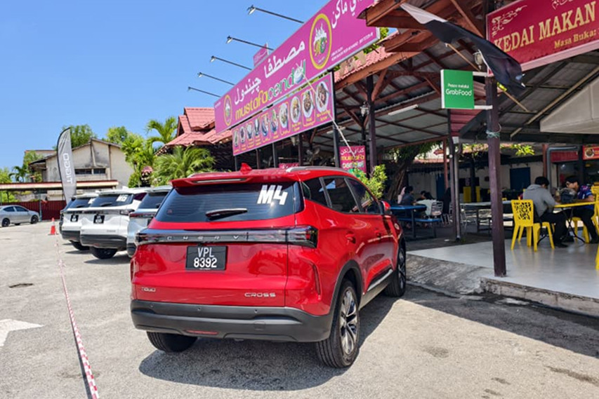 Chery Tiggo Cross rear view