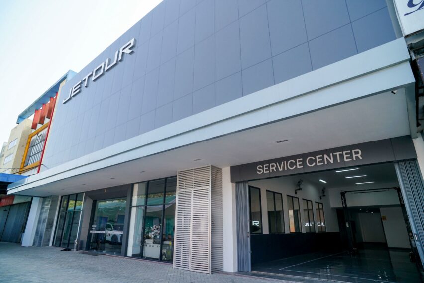 Jetour Resmikan Diler Pertama di Kalimantan, Pontianak Jadi Gerbang Ekspansi