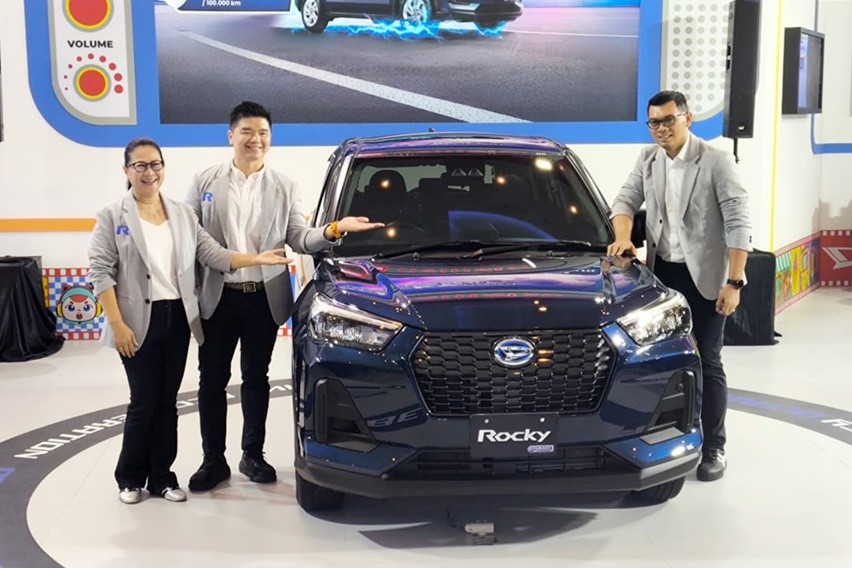 Daihatsu Rocky e-Smart Hybrid di GIIAS Surabaya 2025
