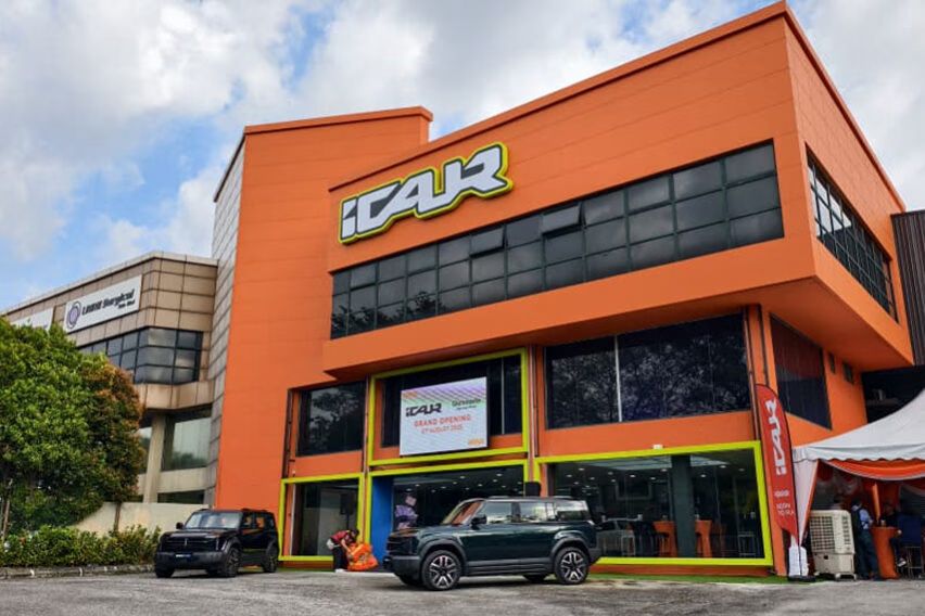 iCAUR opens first dealership