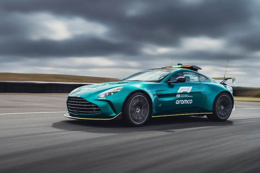 Aston Martin Vantage S becomes official F1 safety car