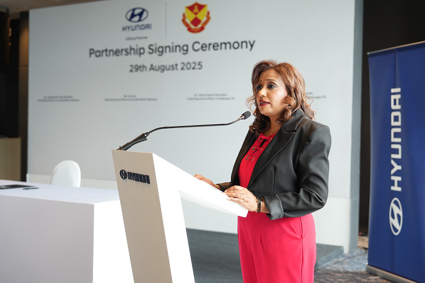 Ms. Jahabarnisa Haja Mohideen, Managing  Director of Hyundai Motor Malaysia. 