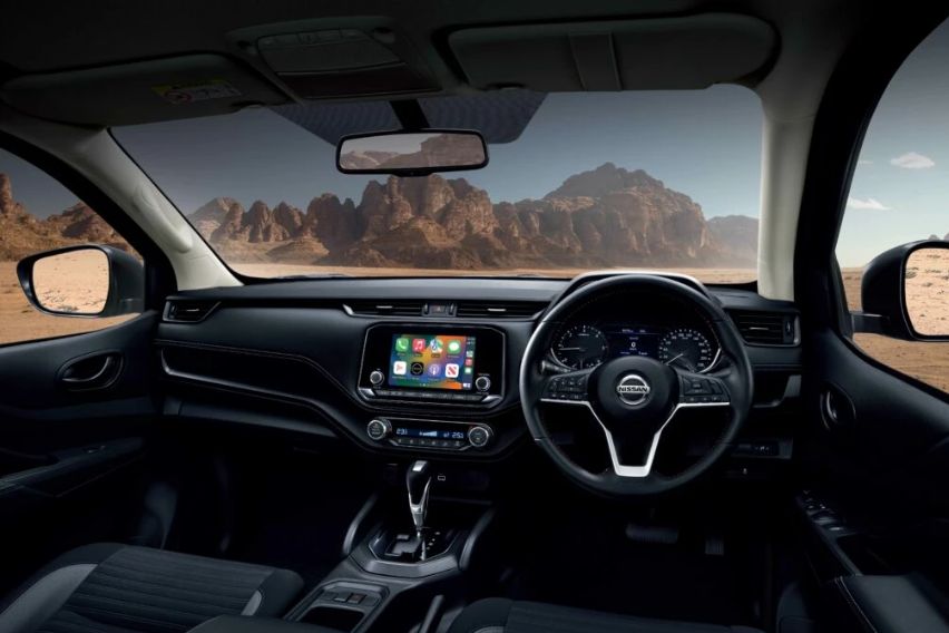 Nissan Navara X-Tremer interior