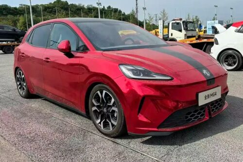 MG 4 EV Terbaru Resmi Meluncur, Varian Baterai Semi-Solid State Sudah Dibanderol MG 4 EV Terbaru Resmi Meluncur, Varian Baterai Semi-Solid State Sudah Dibanderol