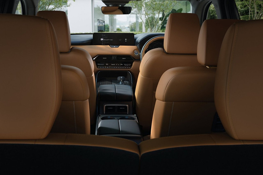 Mazda CX-80 cabin